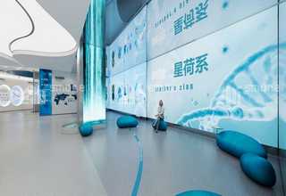 开发区纪实婚纱摄影价目表