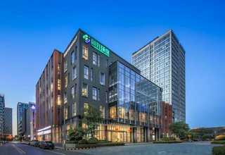 上海户外地板价钱